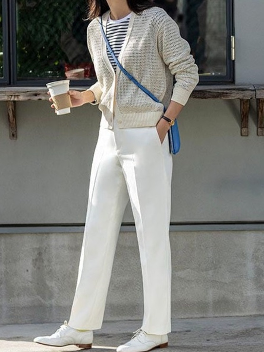 Uniqlo Minimalist White Trousers Pants, Clean Girl Office Career Wear
